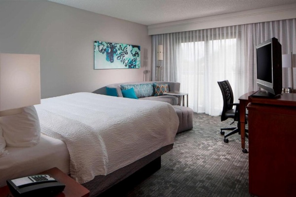 Sonesta Select Boca Raton Town Center image 11